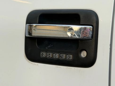 Used 2014 Ford F150 XLT w/ XTR Package image 16