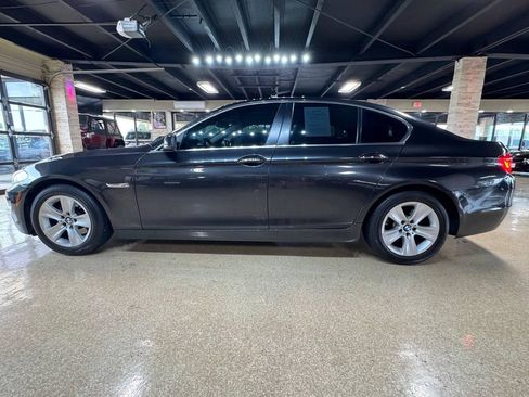 Used 2011 BMW 528i Sedan RWD image 4