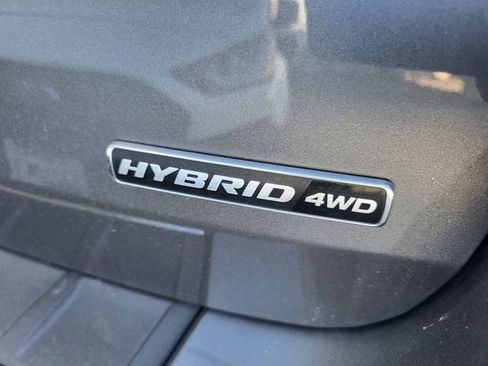 Certified 2023 Ford Explorer Limited w/ Hybrid Equipment Group 310A AWD/4WD image 5