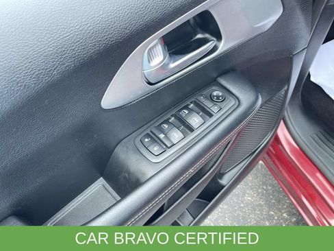 Used 2019 Chrysler Pacifica Touring Plus w/ S Appearance Package FWD image 23