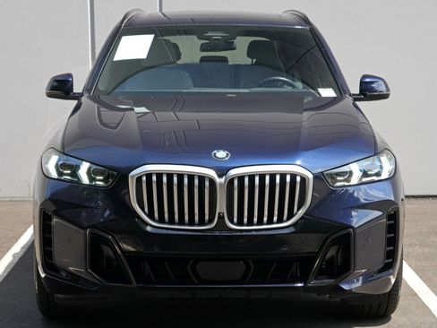 Used 2024 BMW X5 xDrive40i w/ M Sport Package AWD/4WD image 51