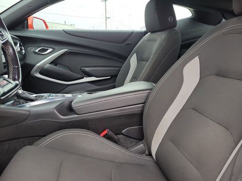 Used 2021 Chevrolet Camaro SS RWD image 13