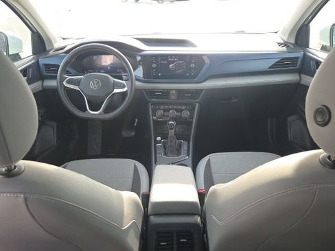 Used 2024 Volkswagen Taos SE image 21
