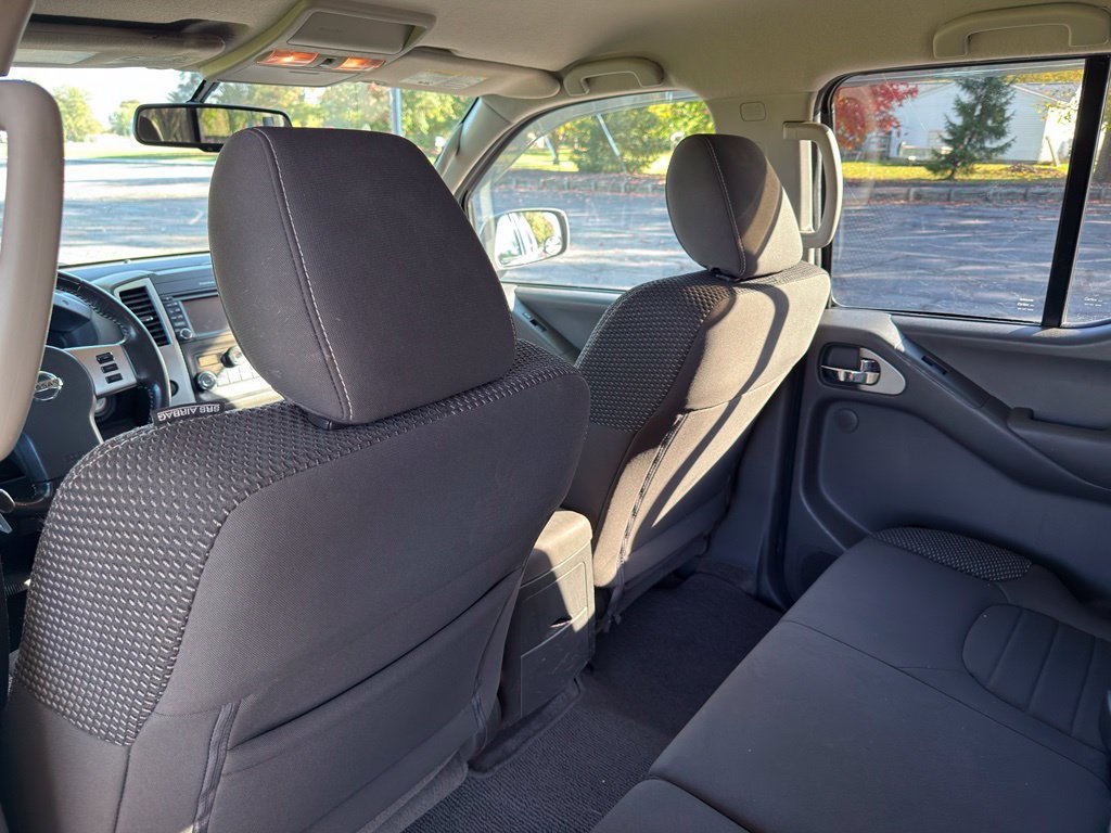 Used 2018 Nissan Frontier PRO-4X AWD/4WD image 23