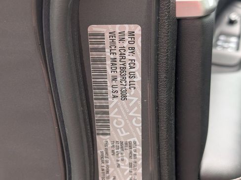 Used 2024 Jeep Grand Cherokee Limited 4xe AWD/4WD image 26