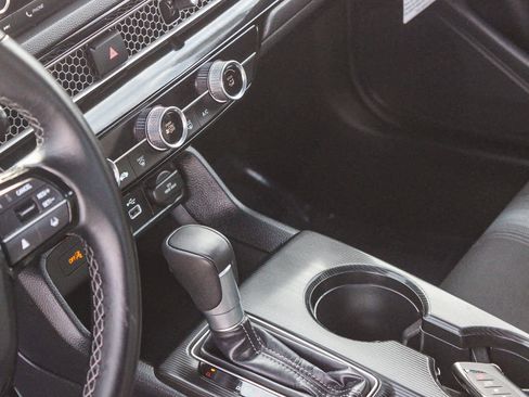 Certified 2024 Honda Civic Sport image 23