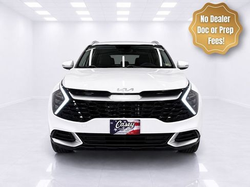 Used 2023 Kia Sportage EX AWD/4WD image 2