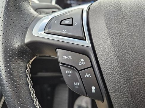 Used 2020 Ford Edge ST image 12