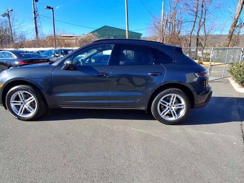 Used 2024 Porsche Macan image 5