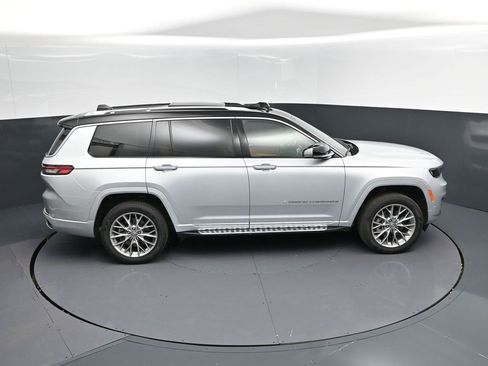 Used 2023 Jeep Grand Cherokee L Summit w/ Advanced Protech Group IV image 38