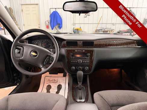 Used 2016 Chevrolet Impala Limited LS image 15