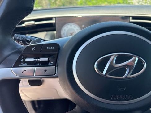 Certified 2023 Hyundai Tucson Limited AWD/4WD image 38