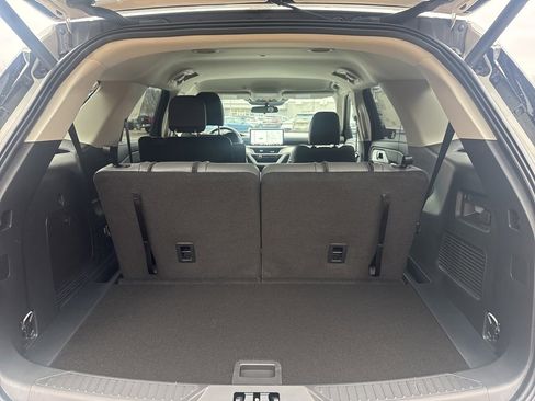 New 2026 Ford Explorer Active w/ Active Comfort Package image 34