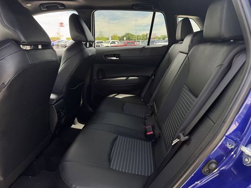 Used 2025 Toyota Corolla Cross AWD Hybrid w/ Convenience Package image 29