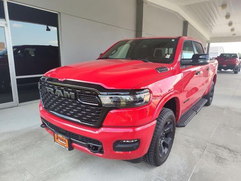 Used 2025 RAM 1500 Big Horn AWD/4WD image 1