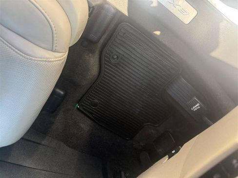 Used 2013 Ford Explorer Limited AWD/4WD image 17