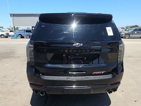 Used 2026 Chevrolet Suburban RST w/ Comfort Package RWD image 4