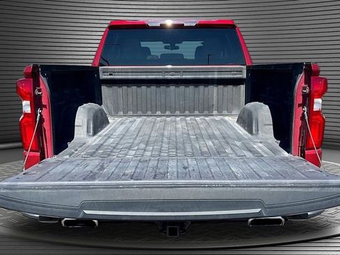 Used 2020 Chevrolet Silverado 1500 Custom Trail Boss w/ Custom Convenience Package AWD/4WD image 7