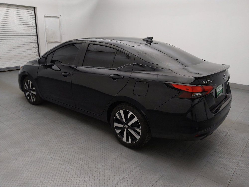 Used 2022 Nissan Versa SR FWD image 3