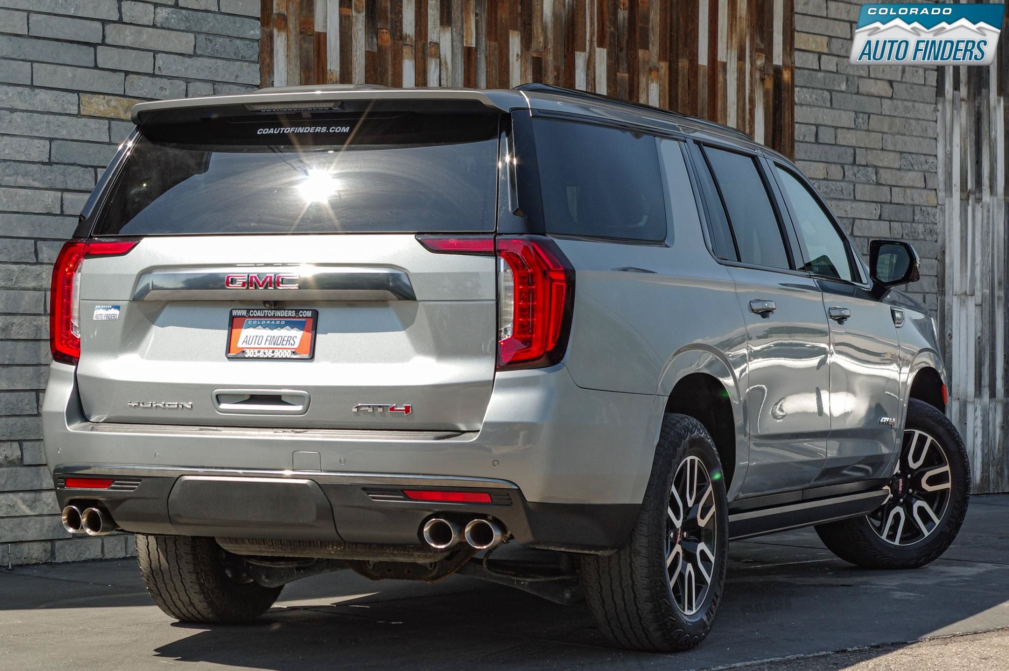 Used 2023 GMC Yukon XL AT4 w/ AT4 Premium Plus Package AWD/4WD image 7