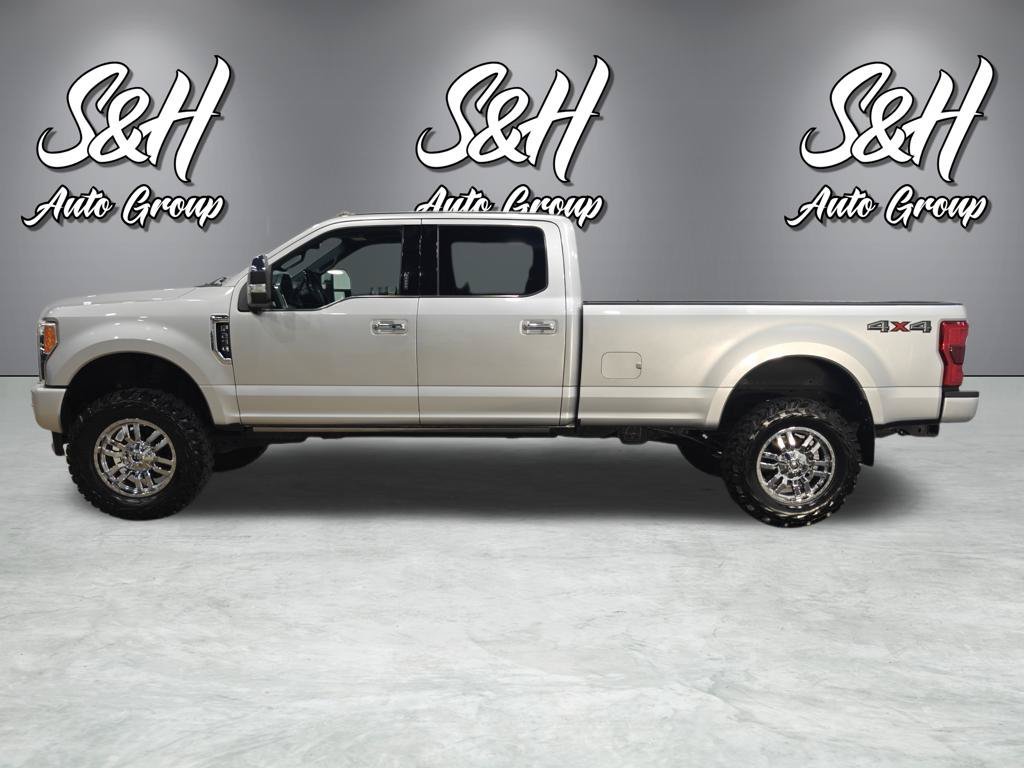 Used 2017 Ford F250 Platinum w/ Platinum Ultimate Package AWD/4WD image 24
