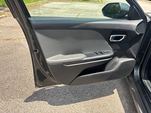 Used 2025 Kia K4 FWD image 10