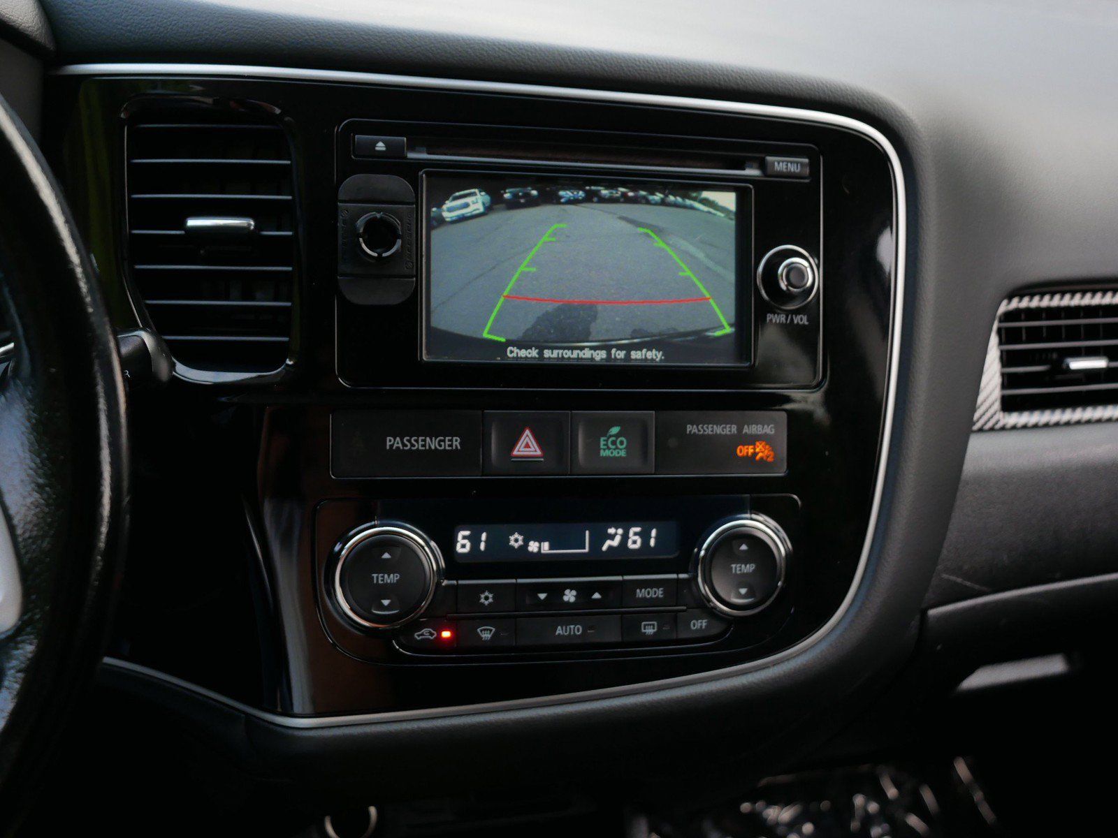 Used 2015 Mitsubishi Outlander SE AWD/4WD image 20