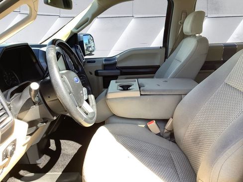 Used 2015 Ford F150 XLT w/ Equipment Group 302A Luxury image 7