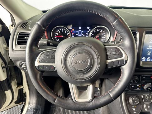 Used 2018 Jeep Compass Trailhawk w/ Leather Interior Group image 11