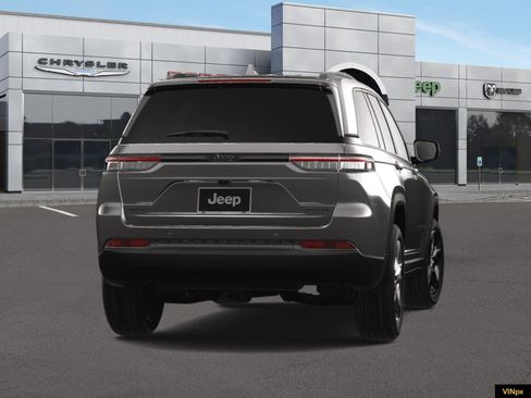 New 2025 Jeep Grand Cherokee Limited w/ Black Appearance Package image 14