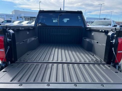 Used 2025 Toyota Tacoma TRD Sport image 8