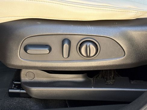 Used 2023 Buick Encore GX Preferred w/ Cold Weather Comfort Package AWD/4WD image 17