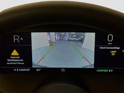 Used 2025 McLaren 750S Spider image 14