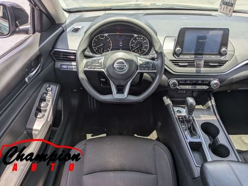 Used 2019 Nissan Altima 2.5 S FWD image 18