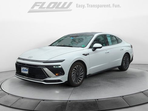 Certified 2025 Hyundai Sonata Limited image 4