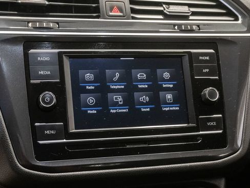 Used 2022 Volkswagen Tiguan S AWD/4WD image 16