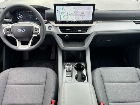 New 2026 Ford Explorer Active RWD image 10