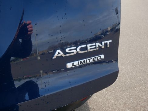 Used 2023 Subaru Ascent Limited AWD/4WD image 18