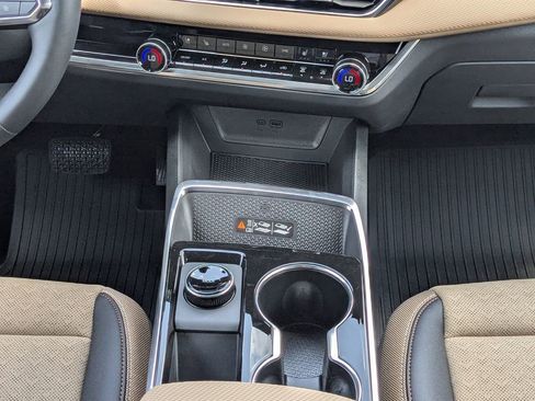 New 2026 Chevrolet Equinox ACTIV FWD image 18