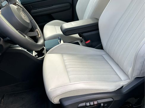 Certified 2025 MINI Cooper Countryman S image 9