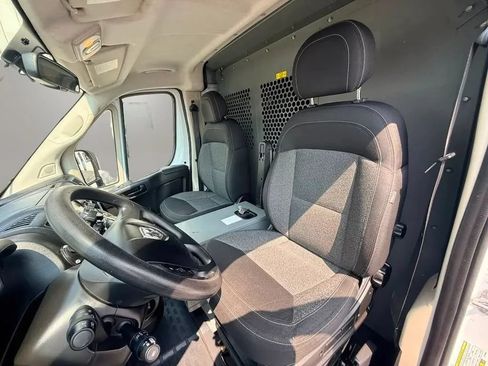 Used 2018 RAM ProMaster 2500 FWD image 14