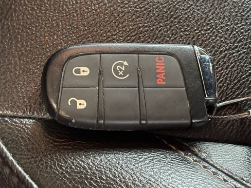 Used 2025 Jeep Compass Limited AWD/4WD image 20