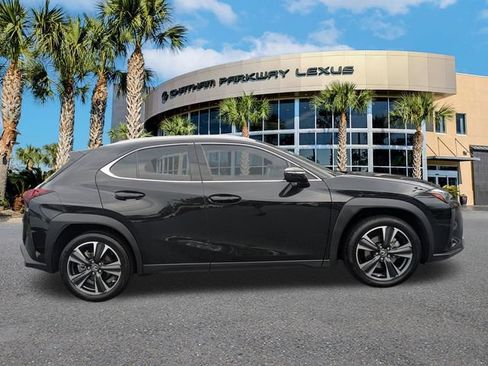 Certified 2024 Lexus UX 250h FWD image 3