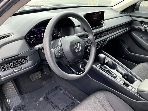 Used 2024 Honda Accord LX image 17