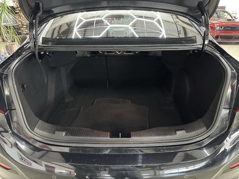 Used 2018 Chevrolet Cruze LT w/ Convenience Package image 8