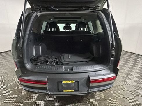 Used 2025 Hyundai Santa Fe Limited AWD/4WD image 27