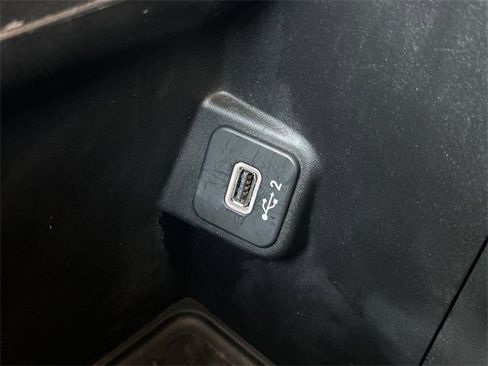 Used 2023 Jeep Wrangler Sport S image 39