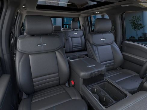 New 2026 Ford F250 Platinum w/ FX4 Off-Road Package image 10