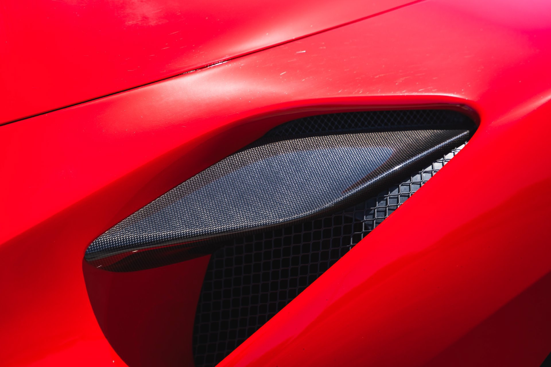Used 2021 Ferrari F8 Tributo RWD image 20