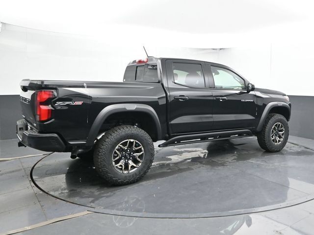 New 2026 Chevrolet Colorado ZR2 w/ Technology Package AWD/4WD image 2